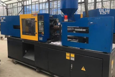 塑料注塑機(jī)操作期間需要注意哪些事項(xiàng)？