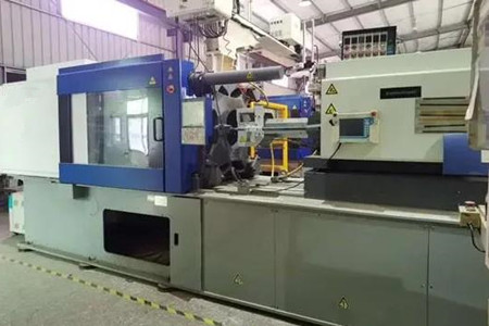 大型二板注塑機(jī)導(dǎo)軌腐蝕了如何修復(fù)？